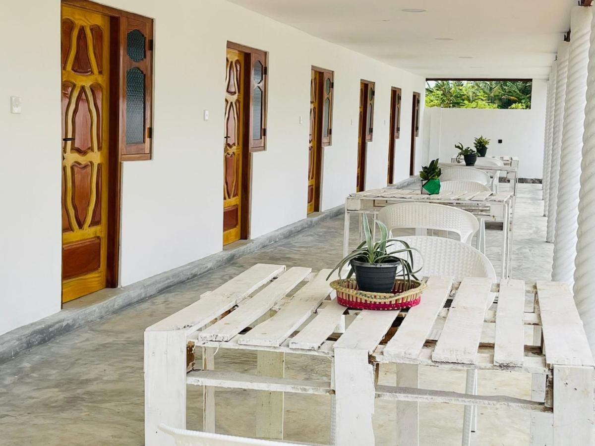 Ratnam Hotel ジャフナ エクステリア 写真